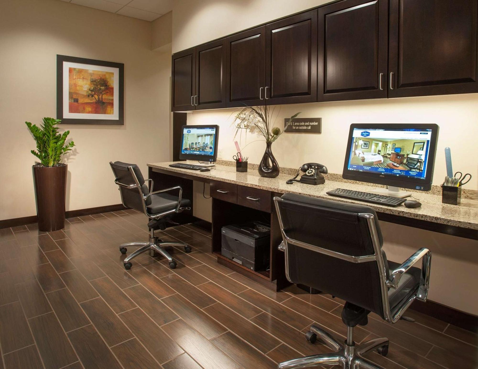 Hampton Inn Washington-Dulles International Airport South Chantilly Exterior photo
