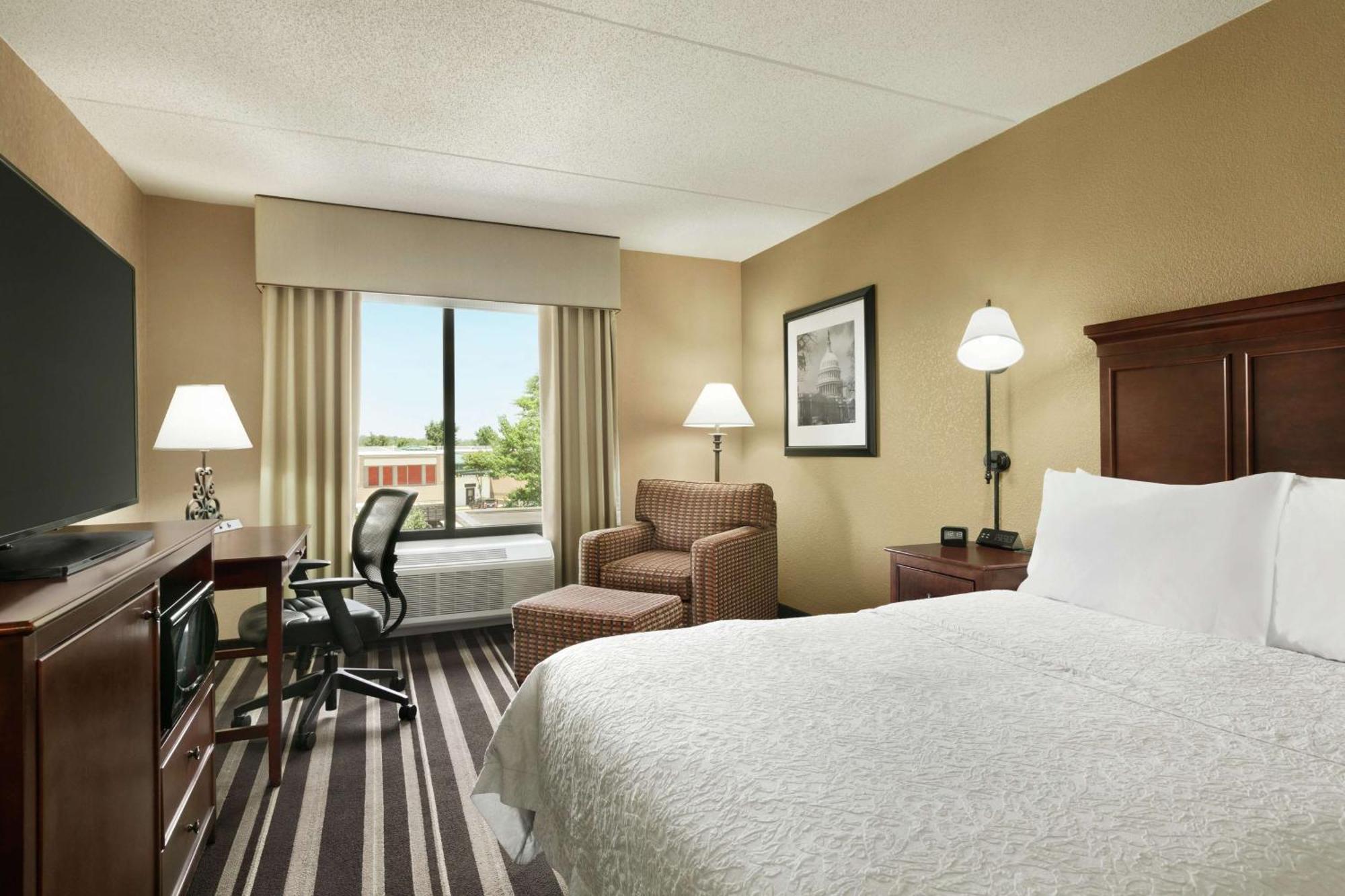 Hampton Inn Washington-Dulles International Airport South Chantilly Exterior photo