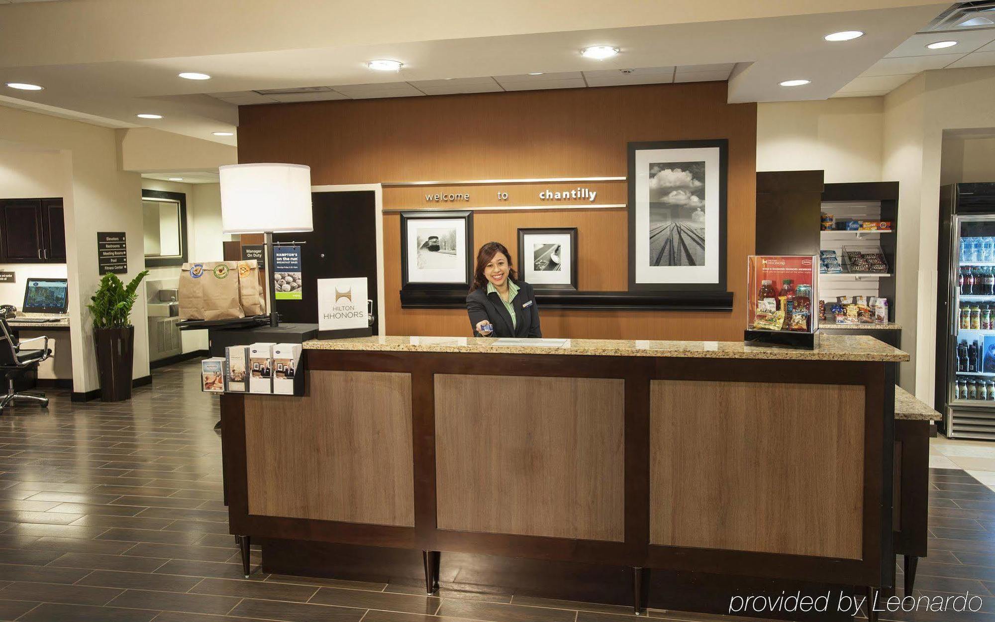 Hampton Inn Washington-Dulles International Airport South Chantilly Exterior photo